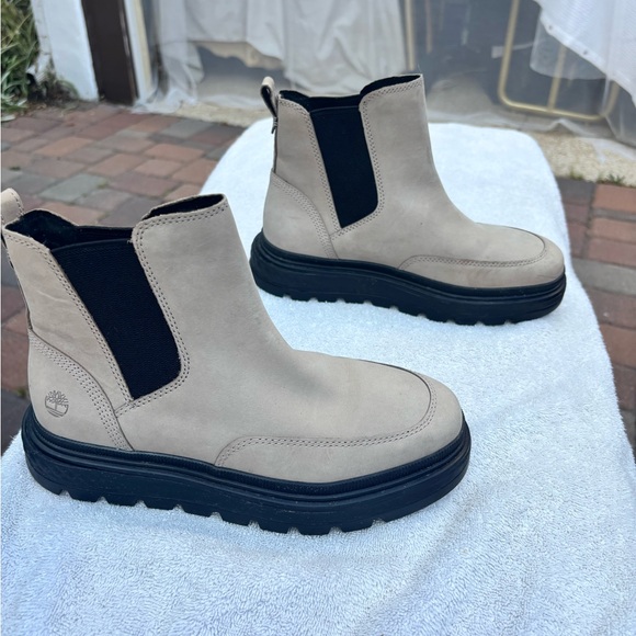 Timberland Women's TanTaupe Chelsea Boots Size 7 - Picture 1 of 10